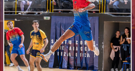 Axel Deschamps prolonge !