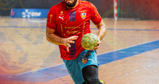 Quentin reste rouge et bleu !